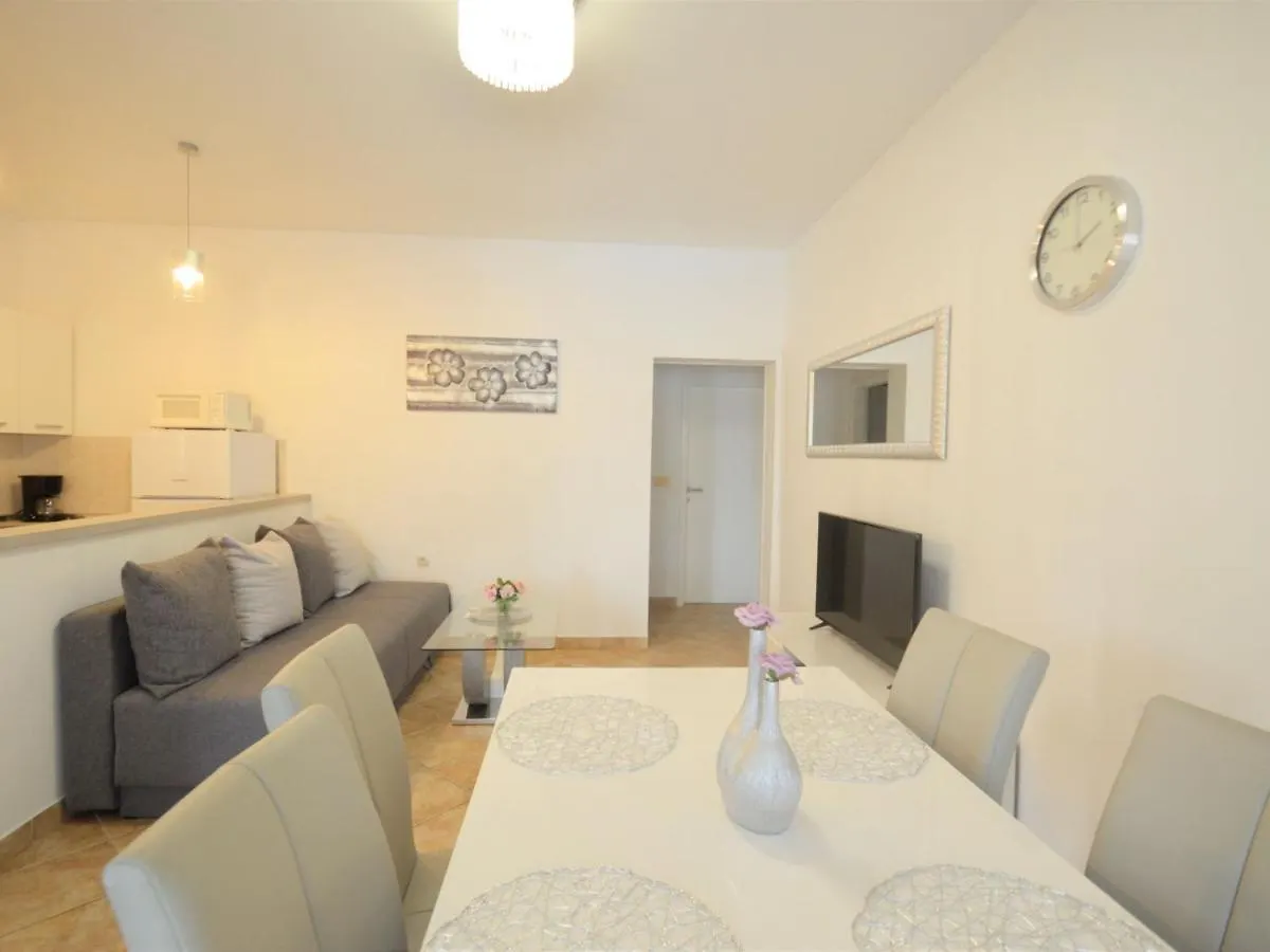 Holiday Home Kristina By Interhome Višnjan